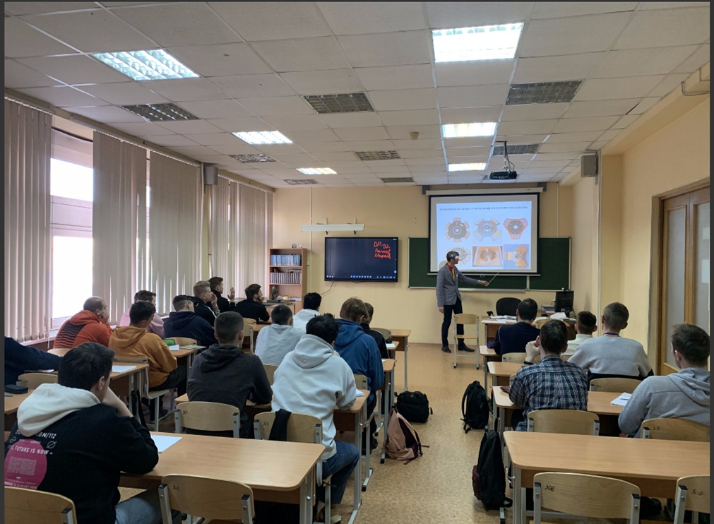 sves-s0pFSkqdCrRy9tuPDLy3KUA