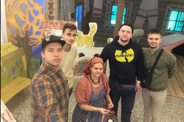 hxjNqImAv k
